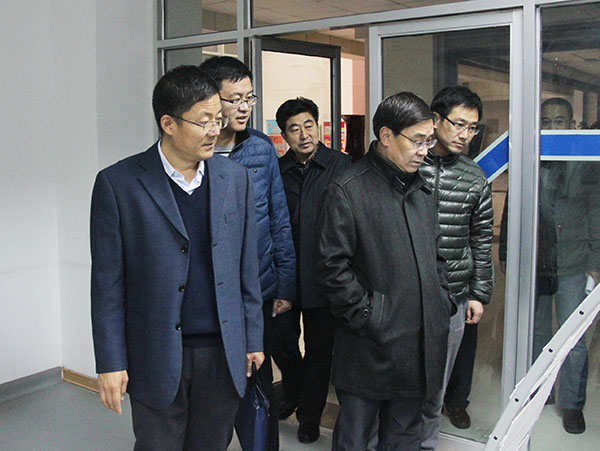 党委副书记常务副校长李引珍视察“学风建设年”活动实施进展情况