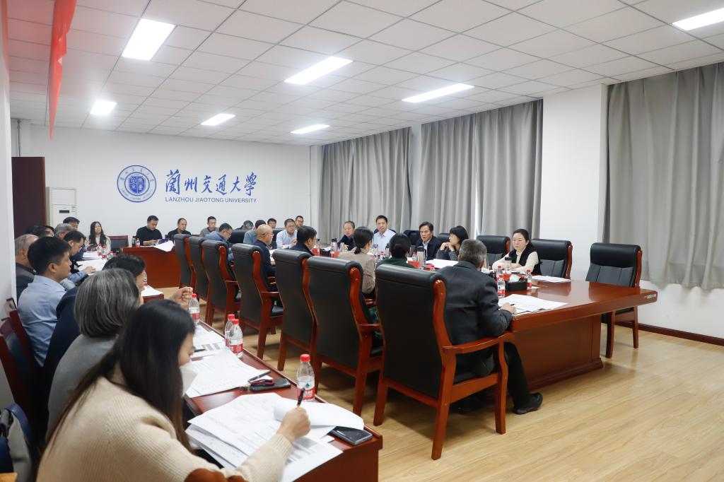 学校召开本科教育教学审核评估第二次调度会