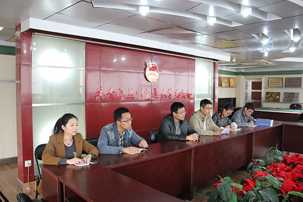 第十七届研究生支教团成员培训座谈会召开