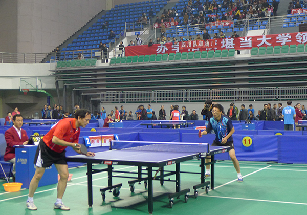 全国高校“校长杯”乒乓球赛落幕  我校领导参赛并获优异成绩