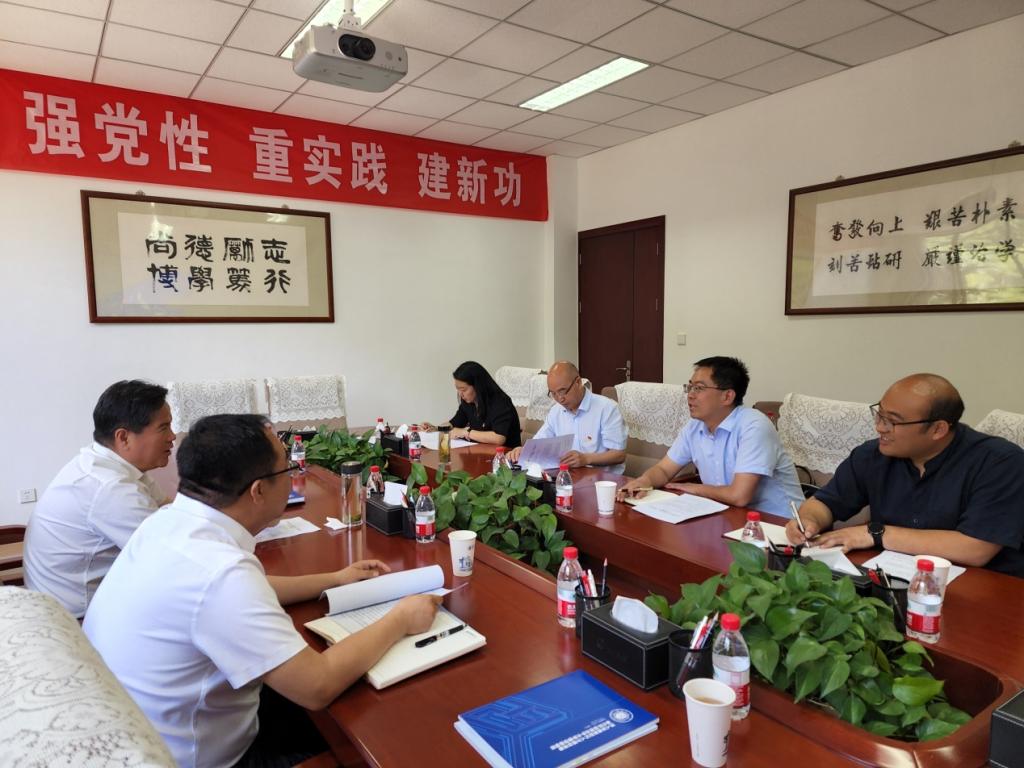 我校与兰州市委人才工作领导小组对接校地合作事宜