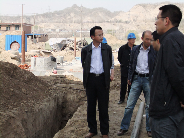 副校长刘振奎视察北校区建设工地