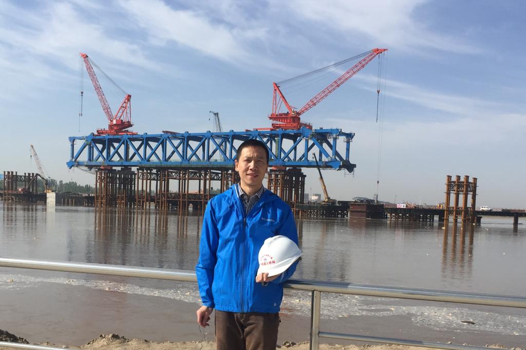 祝贺我校蔺鹏臻教授荣获“甘肃省五一劳动奖章”