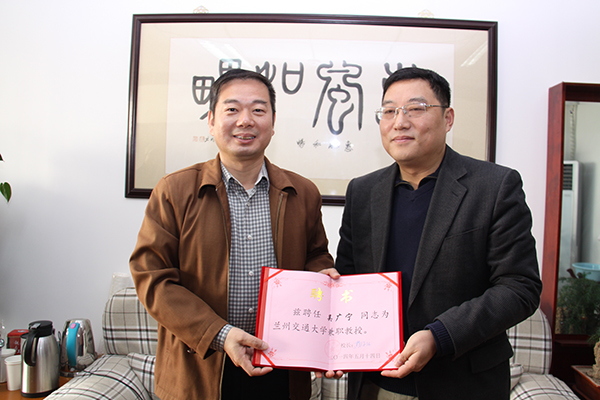 西南交通大学吴广宁教授应邀来校交流