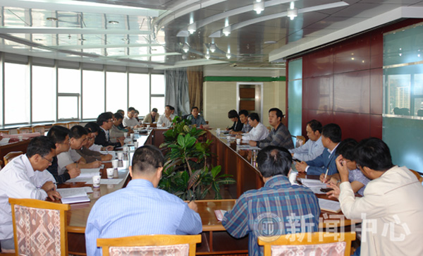 学校召开安宁区人代会换届选举交大选区选举工作会议