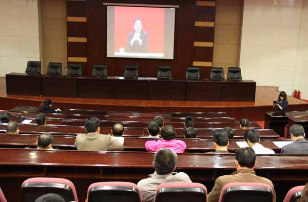 学校开展学习贯彻习近平总书记系列讲话精神集中培训