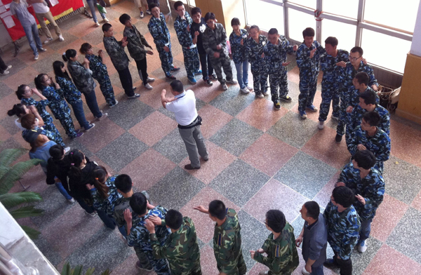 电信学院举行主题拓展训练活动