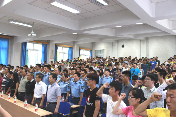 电信学院开展宣誓暨朗诵比赛活动