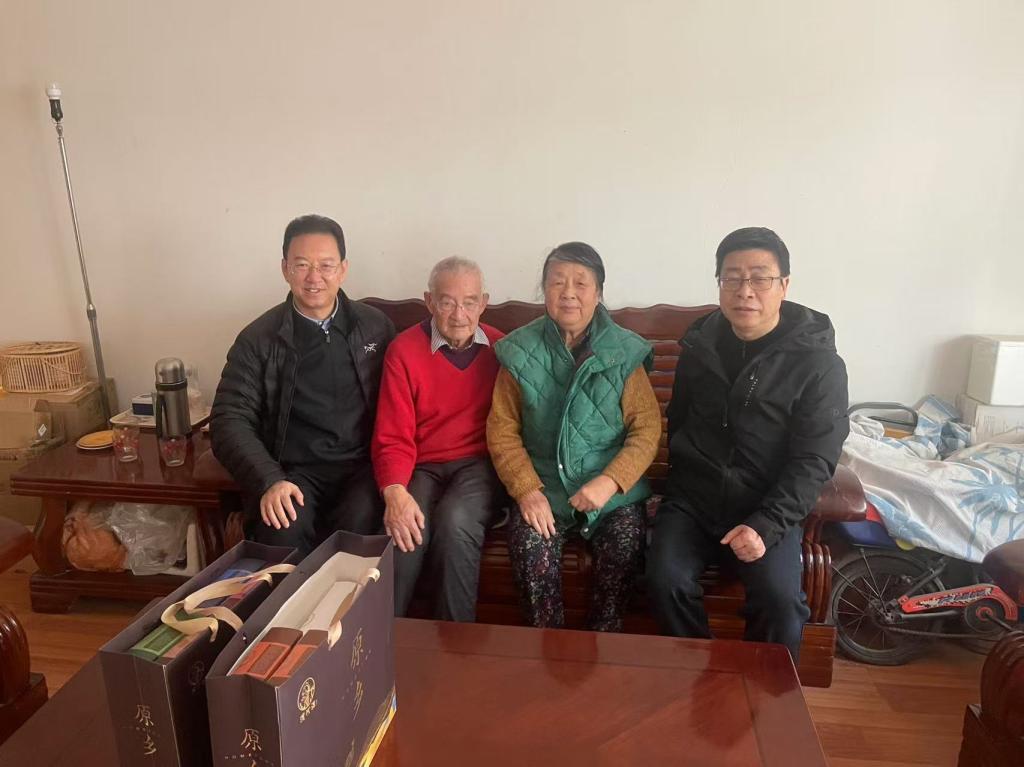 九三学社兰州交通大学委员会开展“走访送温暖·用心用情聚人心”活动