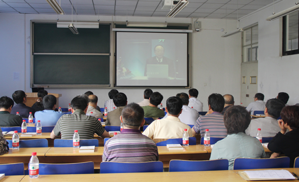 我校开展工会专兼职干部培训工作