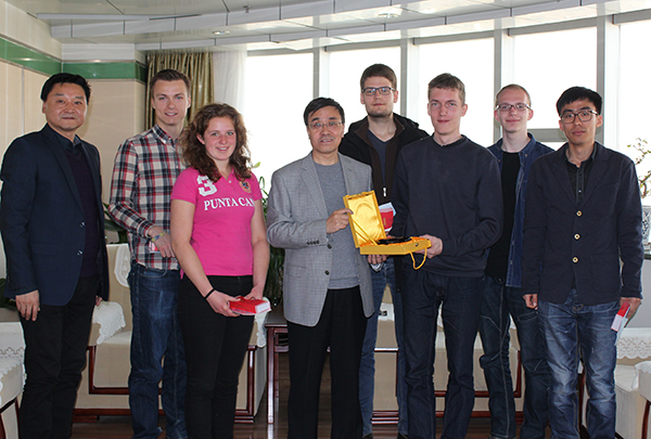 德国德累斯顿工业大学学生代表团访问我校