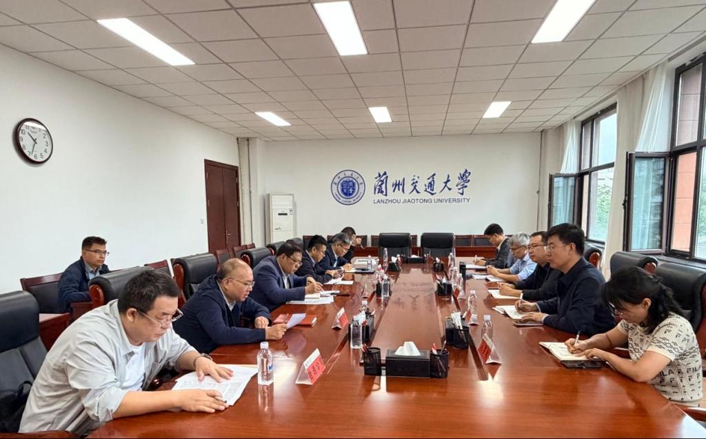 科技创新与产业创新融合研讨会召开