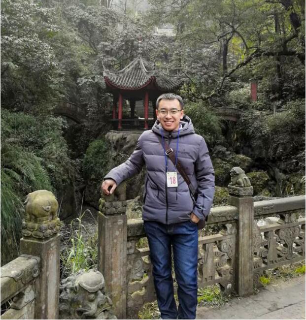 李志伟：谆谆教诲，因材施教，育人路上无私奉献