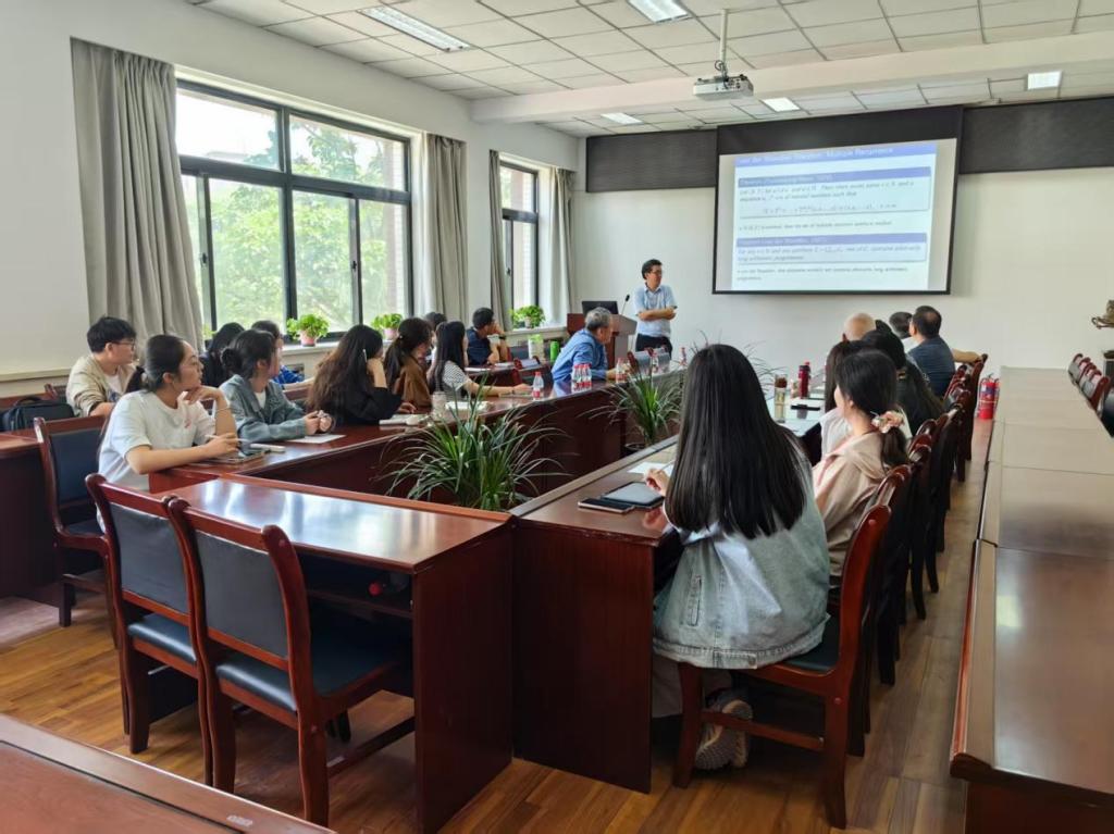 中国科学技术大学黄文教授来校开展学术交流