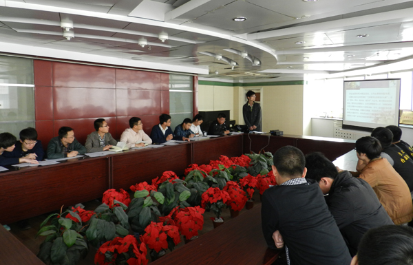 我校2012年度优秀学生社团评选活动举行公开答辩