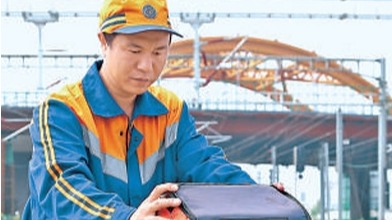 “弘扬劳模精神 展示校友风采”系列报道（四）：黄涛