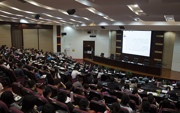 著名学者陈平原教授来我校开展讲座