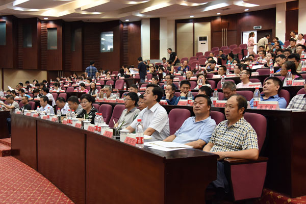 学校召开处级单位领导班子民主测评大会