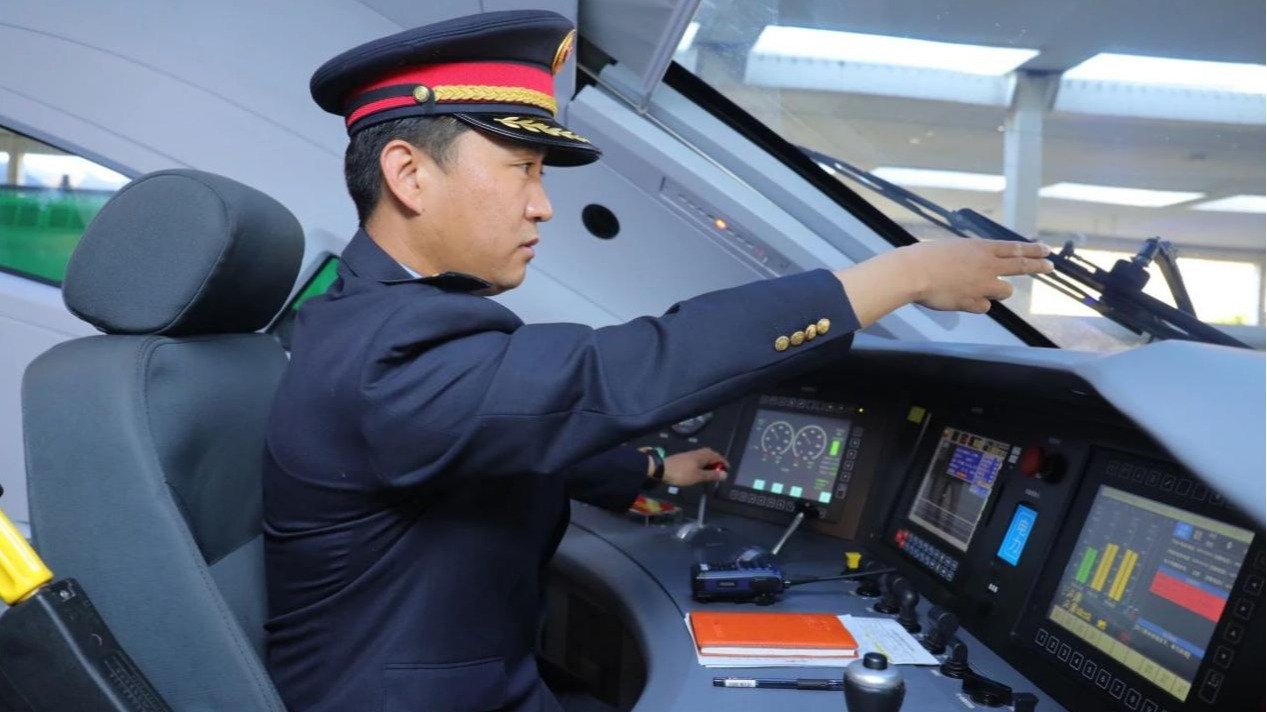 “弘扬劳模精神 展示校友风采”系列报道（三）：斯朗旺扎