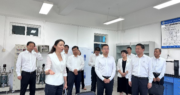 张掖市人民政府领导莅临化学化工学院调研指导工作