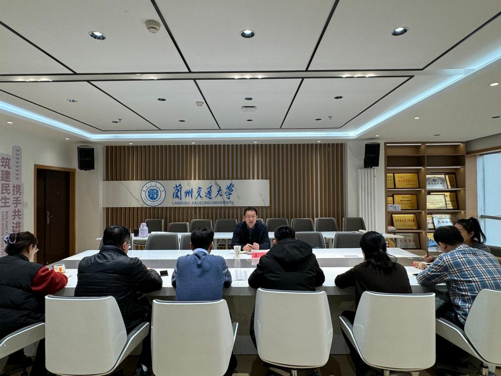 校领导深入招生就业处调研指导工作