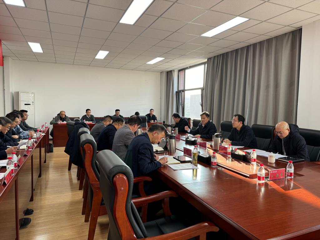 学校党委常委会传达学习习近平总书记重要讲话重要指示批示精神 研究部署校园安全生产等工作