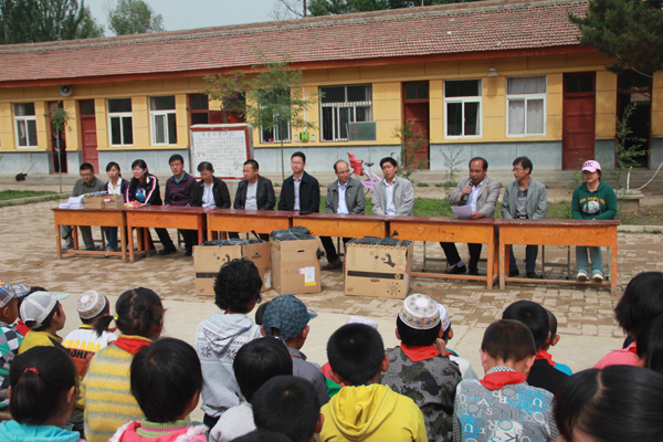 自动化学院赴康乐县尕路村开展帮扶工作