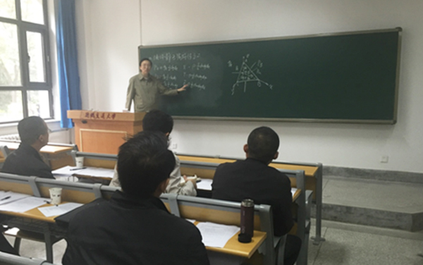 环境学院举办青年教师教学竞赛