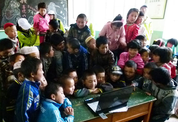 “双联”动态：第三小组赴和政县二甲小学开展送教下乡活动