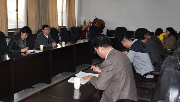 常务副校长李引珍督导运输学院民主生活会