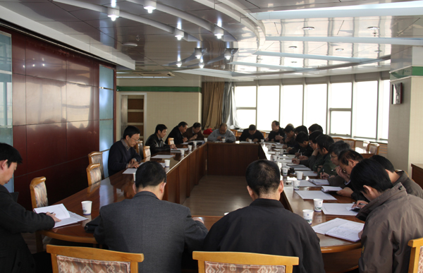 学校安排部署2013年引进人才工作