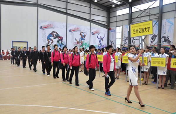 我校在省“高校杯”暨“校长杯”羽毛球比赛中获佳绩