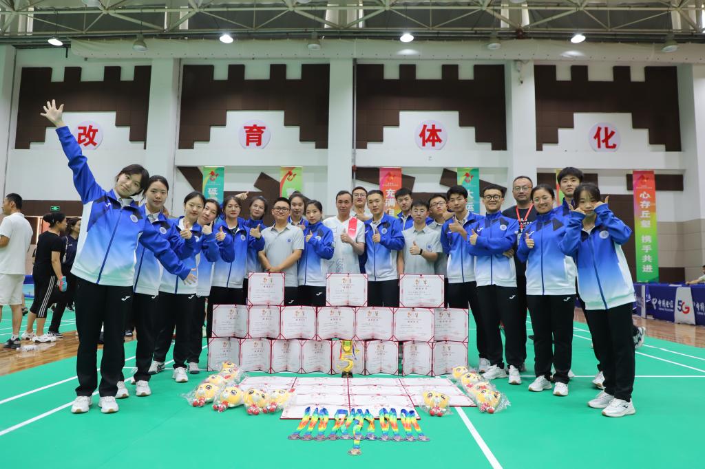 【大运会快报】喜报！我校羽毛球队鸣金收官 勇夺首金
