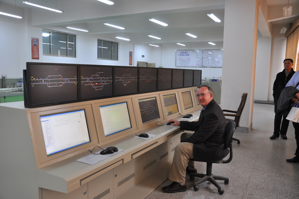 美国肯塔基大学Souleyrette教授来我校访问