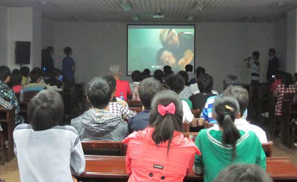 “重温红色经典，秀出多彩青春”影视配音大赛举行