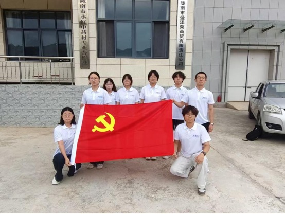 【人民日报】青春助农，振兴乡村
