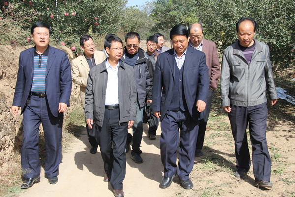 陈兴冲副校长率专家组赴庆城开展“民企陇上行”活动