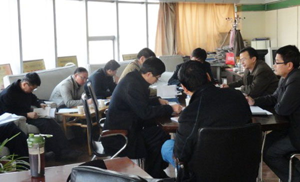 副校长刘振奎督导产业总支民主生活会