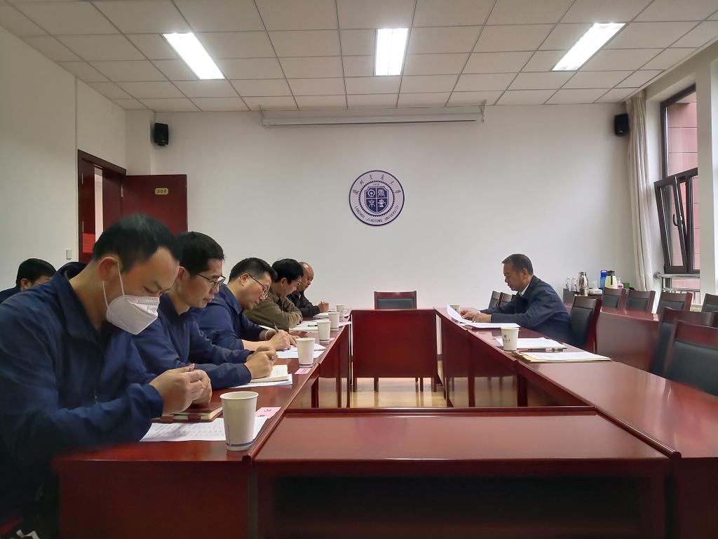 学校召开统一战线学习贯彻中央、省委统战工作会议精神座谈会