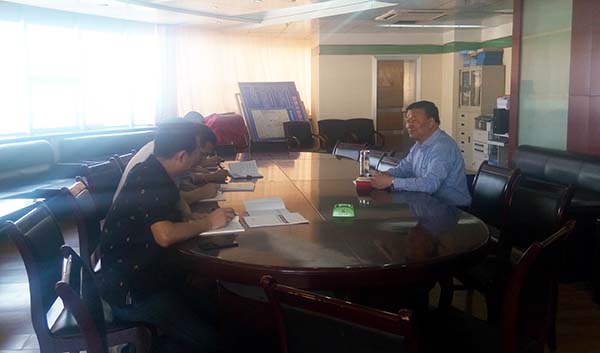 高云庆副校长为基建规划处党支部全体党员讲党课