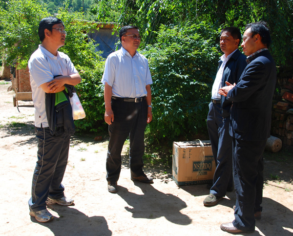 副校长高云庆带领第三组赴和政县入户宣讲