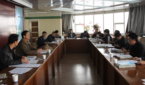 学校召开2014届毕业生就业工作推进会