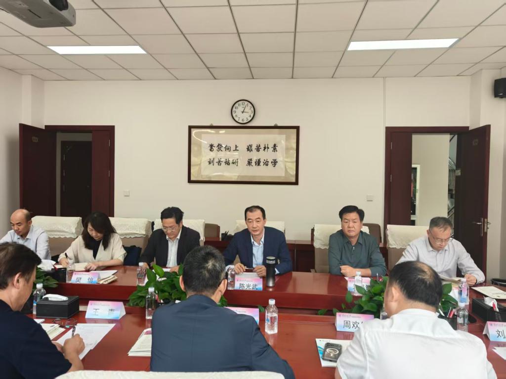 广州铁路职业技术学院来我校交流座谈