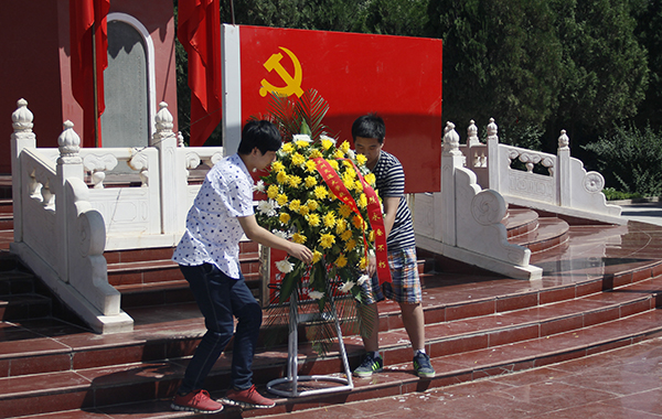 数理学院组织庆“七一”红色主题教育活动