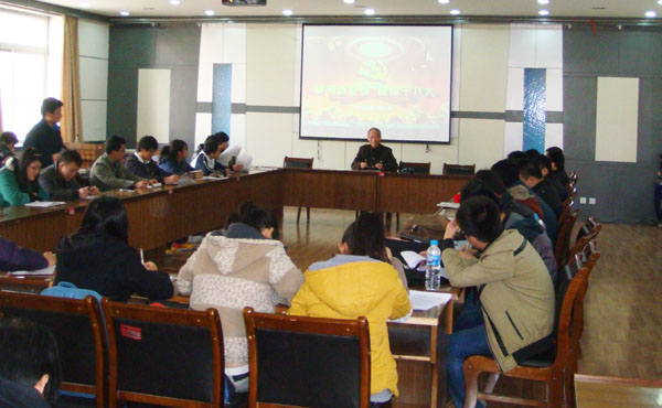 建筑学院开展“党课我来讲”活动