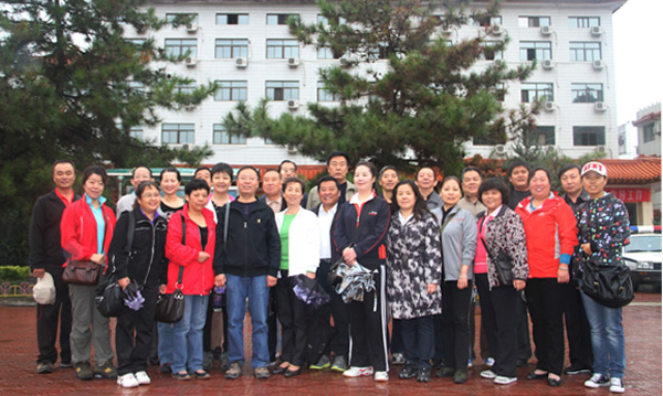 2011年度第二批教职工赴泾川疗养活动圆满结束