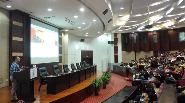 苏州墨提斯公司总经理张宝玉应邀来校开展讲座