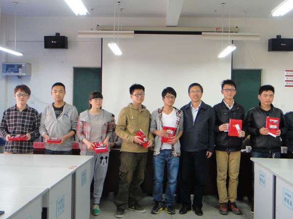 我校2013年大学生科技开放与实践创新计划启动