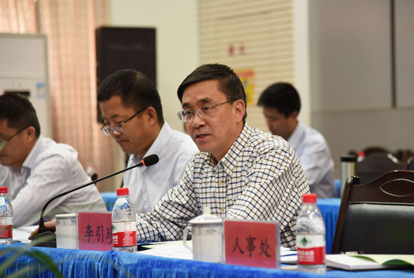 住建部专家组考查评估我校建筑环境与能源应用工程专业