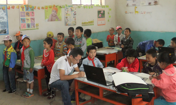 “双联”动态：第四组赴康乐县开展“三下乡”社会实践活动